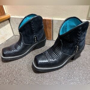 Ariat Ankle Boots women’s size 5.5